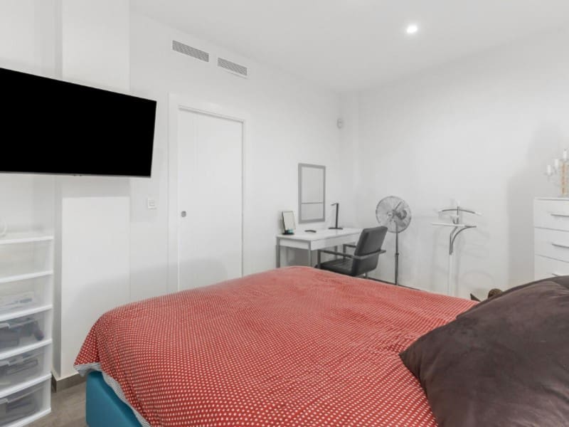 4 slaapkamer Villa te koop in Torrevieja met zwembad garage - € 895.000 (Ref: 10146778)
