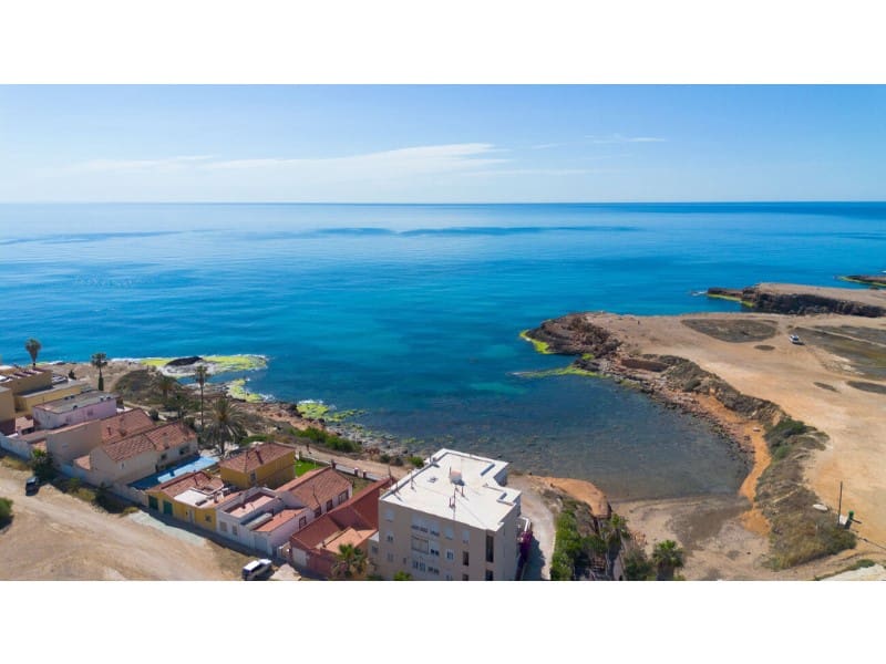 4 slaapkamer Villa te koop in Torrevieja met zwembad garage - € 895.000 (Ref: 10146778)