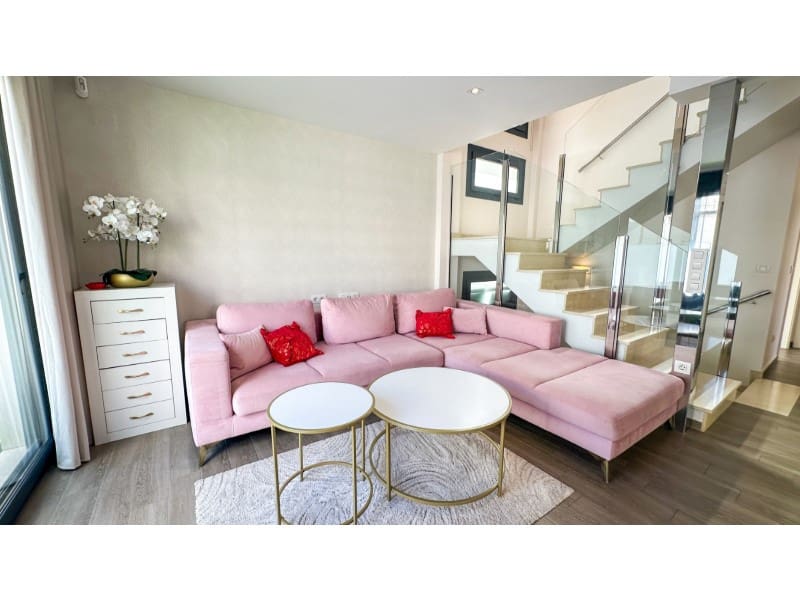 5 soverom Villa til salgs i Torrevieja med svømmebasseng - € 549 000 (Ref: 10146781)