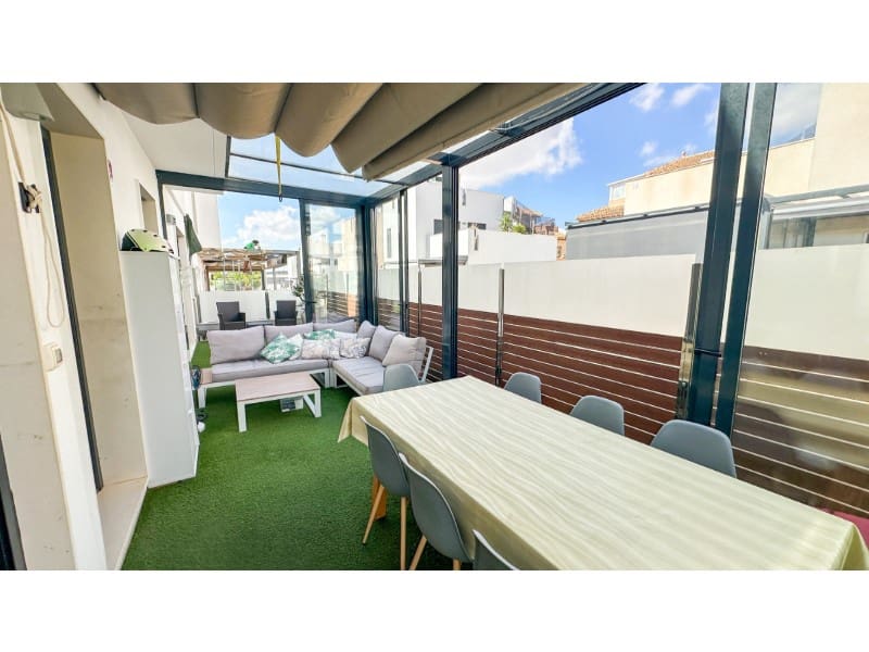 5 soverom Villa til salgs i Torrevieja med svømmebasseng - € 549 000 (Ref: 10146781)