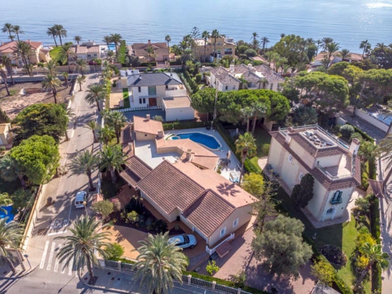 3 Zimmer Villa zu verkaufen in Cabo Roig mit Pool Garage - 1.550.000 € (Ref: 10154955)