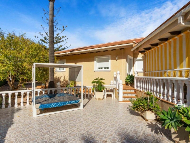 3 Zimmer Villa zu verkaufen in Cabo Roig mit Pool Garage - 1.550.000 € (Ref: 10154955)
