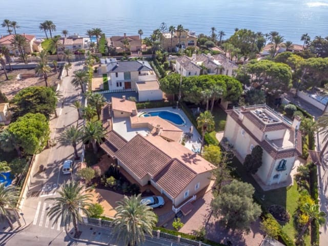 3 Zimmer Villa zu verkaufen in Cabo Roig, Orihuela mit Pool Garage - 1.550.000 € (Ref: 10154955)