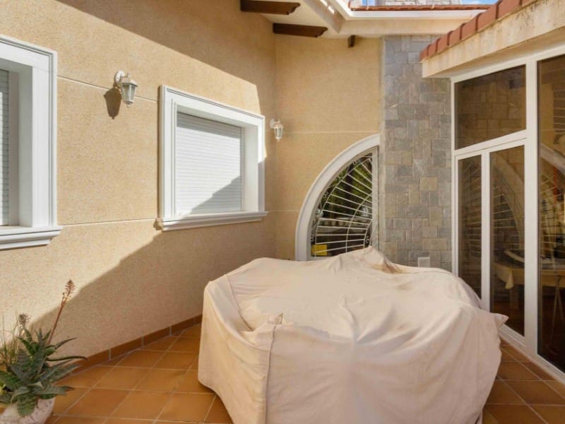 3 Zimmer Villa zu verkaufen in Cabo Roig mit Pool Garage - 1.550.000 € (Ref: 10154955)