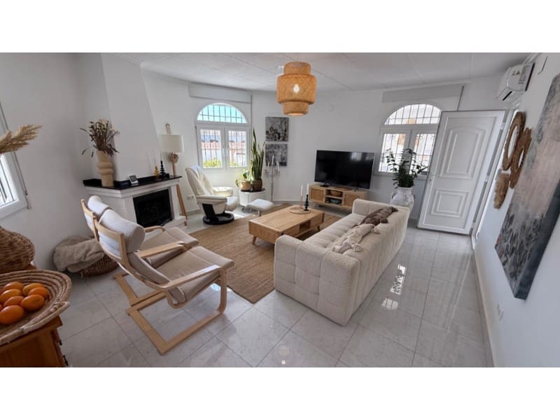 3 bedroom Villa for sale in El Chaparral with pool garage - € 645,000 (Ref: 10154956)