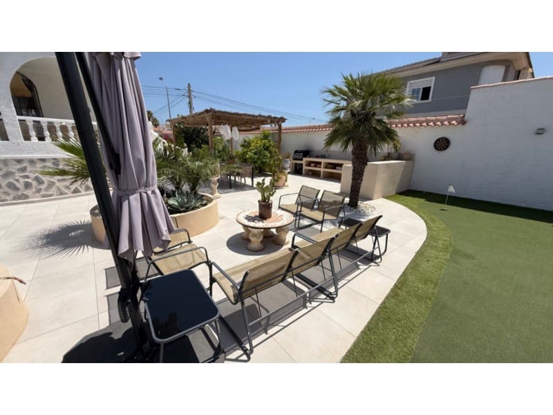 3 bedroom Villa for sale in El Chaparral with pool garage - € 645,000 (Ref: 10154956)