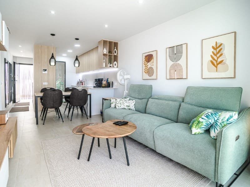 3 soverom Leilighet til salgs i Los Altos med svømmebasseng garasje - € 339 000 (Ref: 10154957)