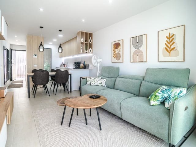 3 soverom Leilighet til salgs i Los Altos med svømmebasseng garasje - € 339 000 (Ref: 10154957)