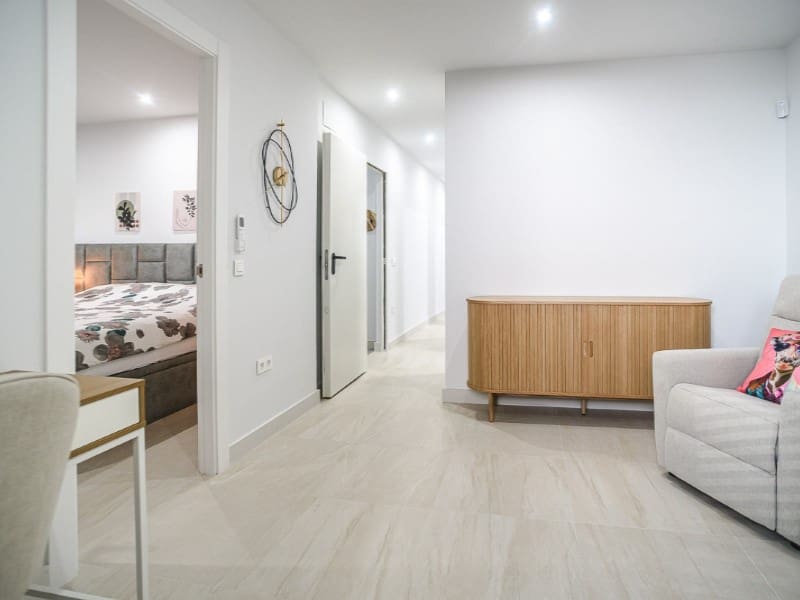 3 soverom Leilighet til salgs i Los Altos med svømmebasseng garasje - € 339 000 (Ref: 10154957)