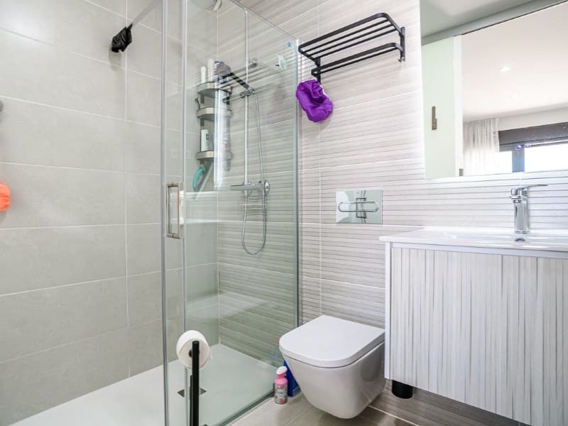 3 soverom Leilighet til salgs i Los Altos med svømmebasseng garasje - € 339 000 (Ref: 10154957)