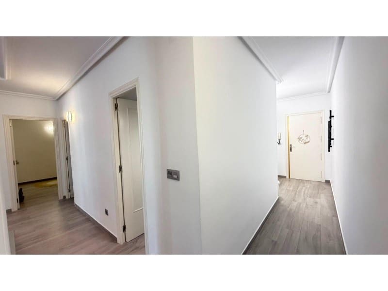 3 chambre Appartement à vendre à Torrevieja - 365 000 € (Ref: 10154959)