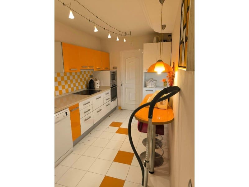 5 soverom Villa til salgs i El Chaparral med svømmebasseng garasje - € 630 000 (Ref: 10154960)