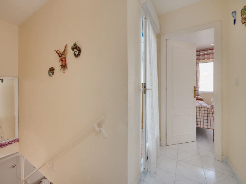 3 bedroom Villa for sale in Torrevieja with pool - € 199,500 (Ref: 10154962)