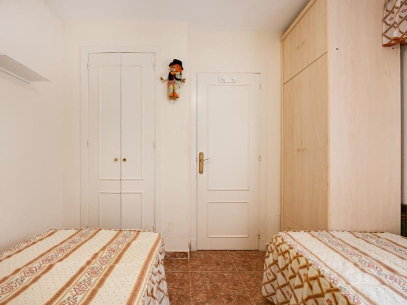 3 bedroom Villa for sale in Torrevieja with pool - € 199,500 (Ref: 10154962)
