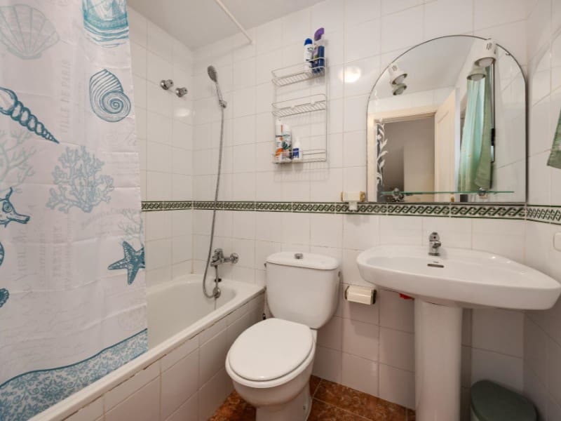 3 bedroom Villa for sale in Torrevieja with pool - € 199,500 (Ref: 10154962)