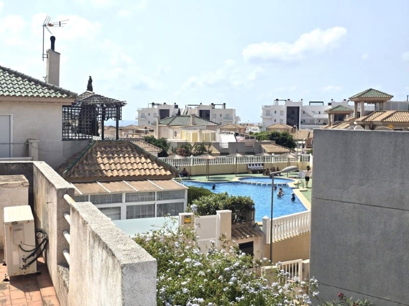 3 camera da letto Casa in vendita in Torrevieja con piscina garage - 290.000 € (Rif: 10154963)