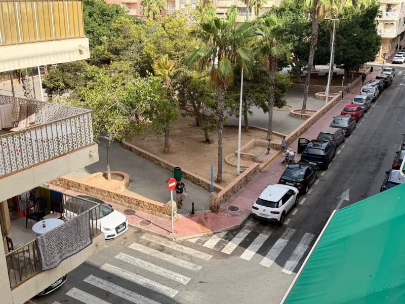 2 sovrum Lägenhet till salu i Torrevieja - 168 000 € (Ref: 10154965)