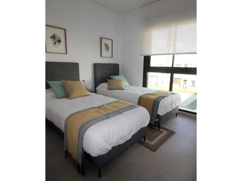 4 chambre Villa/Maison à vendre à Pilar de la Horadada avec piscine garage - 394 900 € (Ref: 10164882)