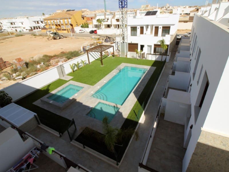 4 chambre Villa/Maison à vendre à Pilar de la Horadada avec piscine garage - 394 900 € (Ref: 10164882)