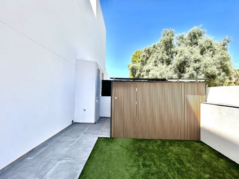 2 soveværelse Villa til salg i Orihuela Costa med swimmingpool garage - € 399.950 (Ref: 10168634)