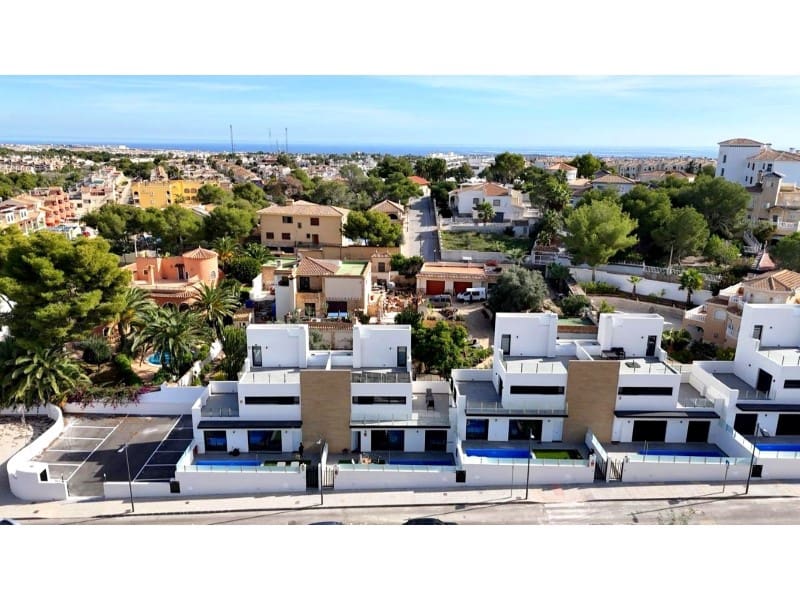 2 soveværelse Villa til salg i Orihuela Costa med swimmingpool garage - € 399.950 (Ref: 10168634)
