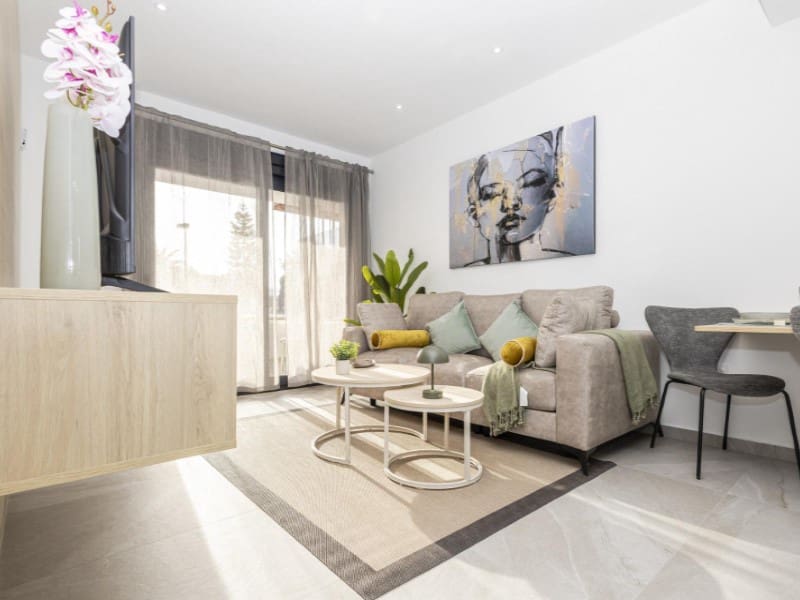 2 soveværelse Lejlighed til salg i Torrevieja med swimmingpool garage - € 269.000 (Ref: 10171245)