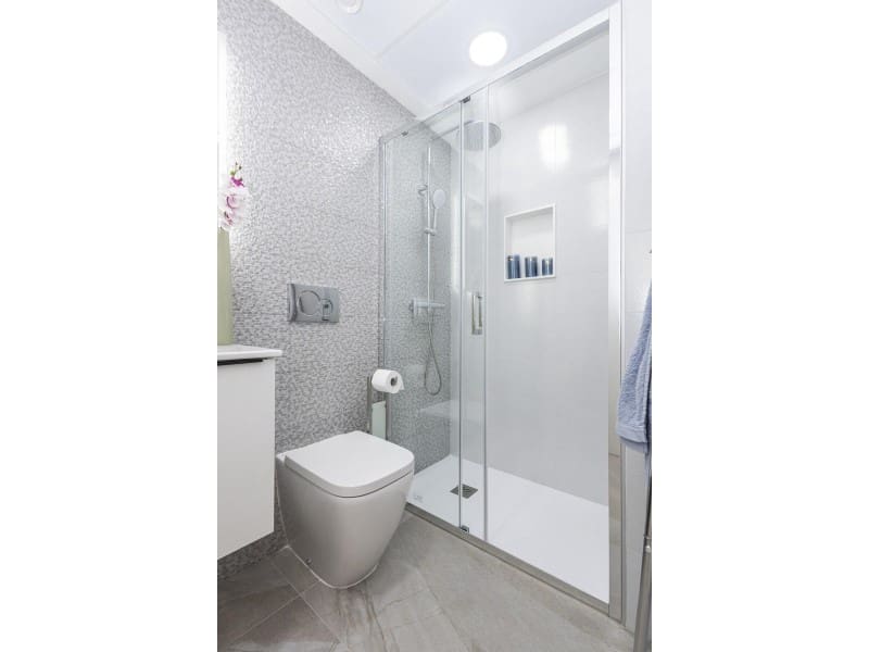 2 soveværelse Lejlighed til salg i Torrevieja med swimmingpool garage - € 269.000 (Ref: 10171245)