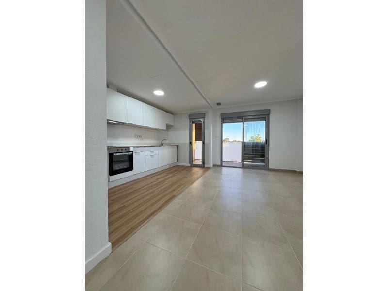 3 soveværelse Lejlighed til salg i Torrevieja - € 167.000 (Ref: 10171247)