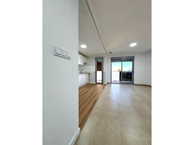 3 soveværelse Lejlighed til salg i Torrevieja - € 167.000 (Ref: 10171247)