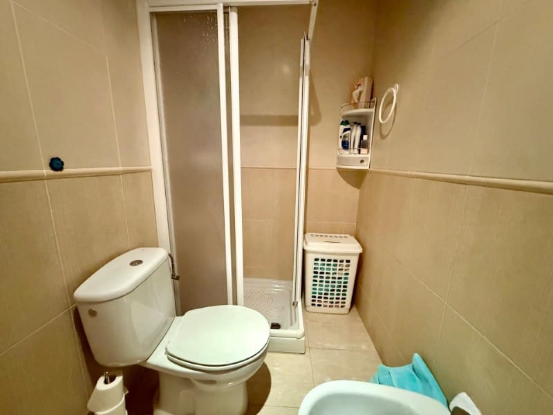 2 bedroom Apartment for sale in Torrevieja - € 125,000 (Ref: 10171248)