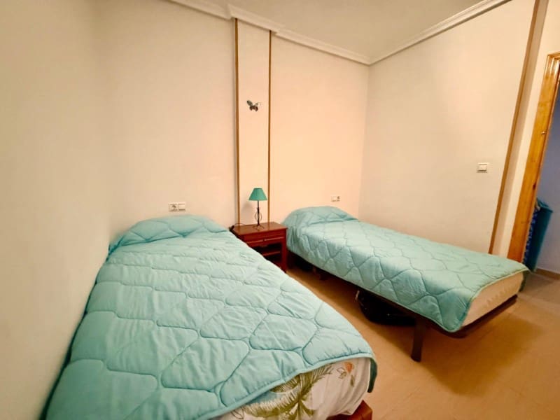 2 bedroom Apartment for sale in Torrevieja - € 125,000 (Ref: 10171248)