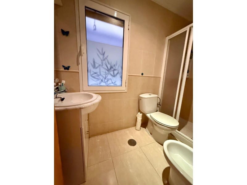 2 bedroom Apartment for sale in Torrevieja - € 125,000 (Ref: 10171248)