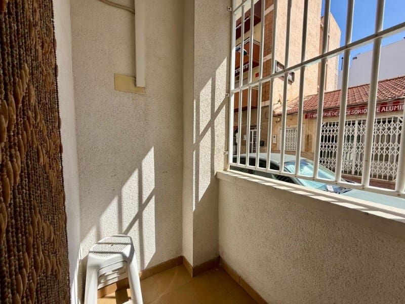2 bedroom Apartment for sale in Torrevieja - € 125,000 (Ref: 10171248)
