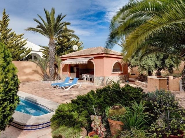 Chalet de 5 habitaciones en El Chaparral, Torrevieja en venta con piscina garaje - 850.000 € (Ref: 10177063)