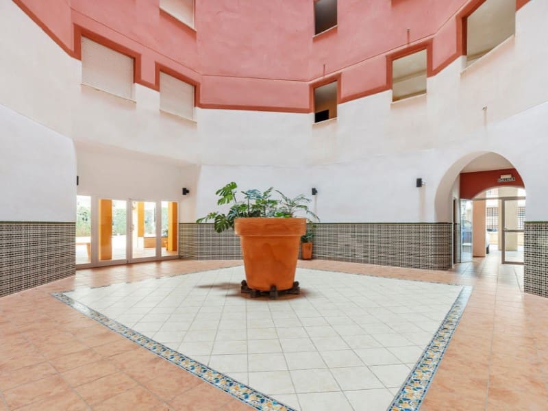 2 soveværelse Lejlighed til salg i Torrevieja med swimmingpool garage - € 269.500 (Ref: 10177064)