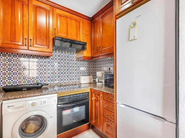 2 soveværelse Lejlighed til salg i Playa de los Locos, Torrevieja med swimmingpool garage - € 269.500 (Ref: 10177064)