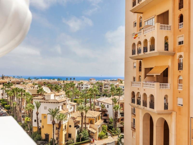 2 soveværelse Lejlighed til salg i Torrevieja med swimmingpool garage - € 269.500 (Ref: 10177064)