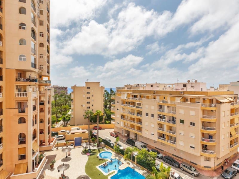 2 soveværelse Lejlighed til salg i Torrevieja med swimmingpool garage - € 269.500 (Ref: 10177064)