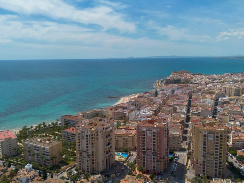 2 soveværelse Lejlighed til salg i Torrevieja med swimmingpool garage - € 269.500 (Ref: 10177064)