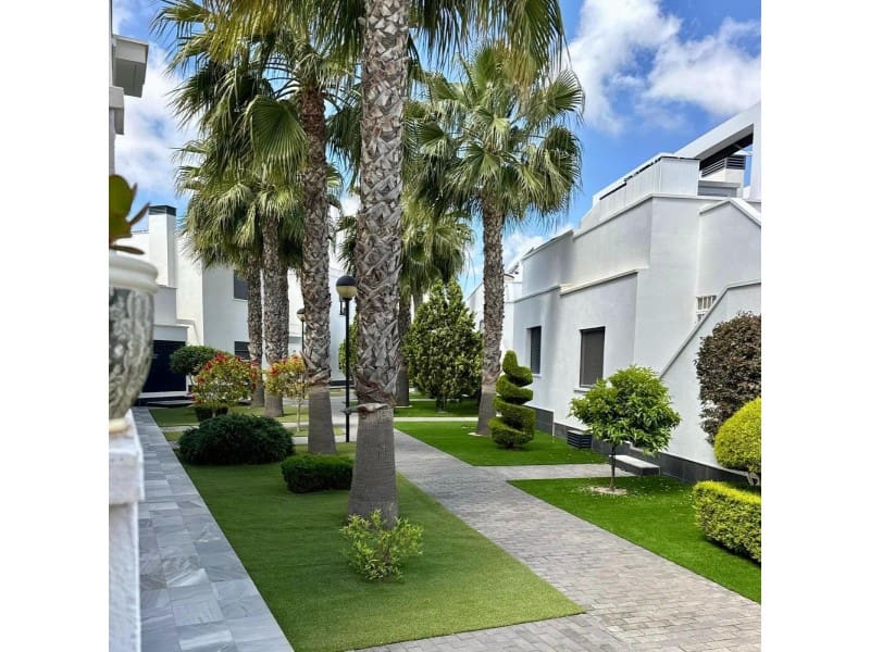 3 Zimmer Apartment zu verkaufen in Orihuela Costa mit Pool Garage - 364.900 € (Ref: 10177065)