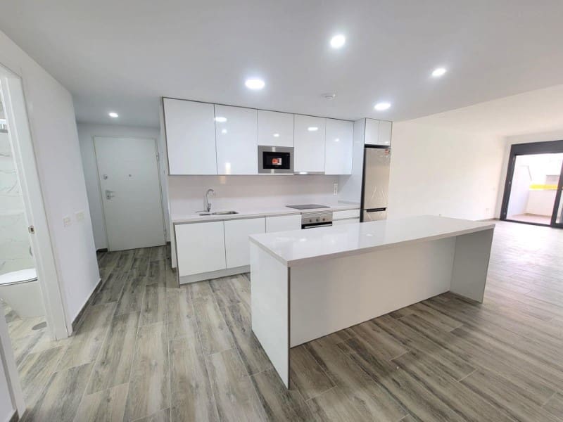 3 chambre Appartement à vendre à Torrevieja avec piscine garage - 399 000 € (Ref: 10177067)