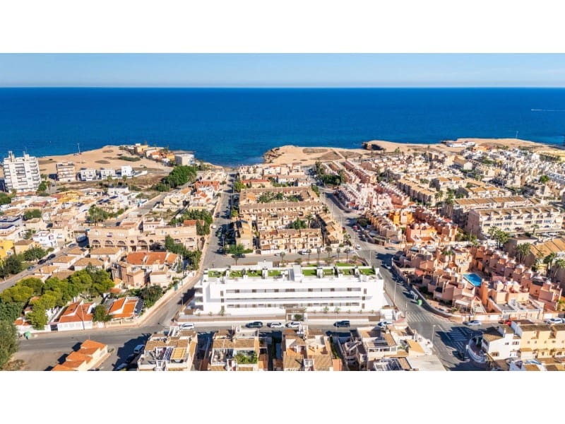 3 soverom Hus til salgs i Torrevieja med svømmebasseng garasje - € 589 900 (Ref: 10180459)