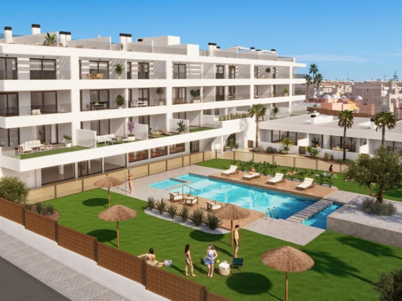 3 soverom Hus til salgs i Torrevieja med svømmebasseng garasje - € 589 900 (Ref: 10180459)