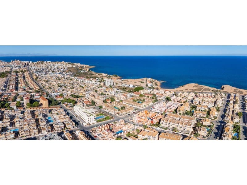 3 soveværelse Lejlighed til salg i Torrevieja med swimmingpool garage - € 439.900 (Ref: 10180463)