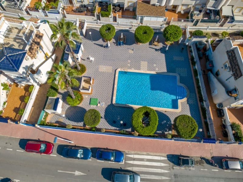 2 soveværelse Lejlighed til salg i Torrevieja med swimmingpool garage - € 149.900 (Ref: 10180468)