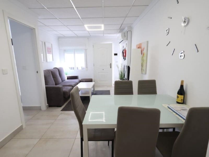 3 soverom Hus til salgs i Torrevieja med garasje - € 145 000 (Ref: 10182945)
