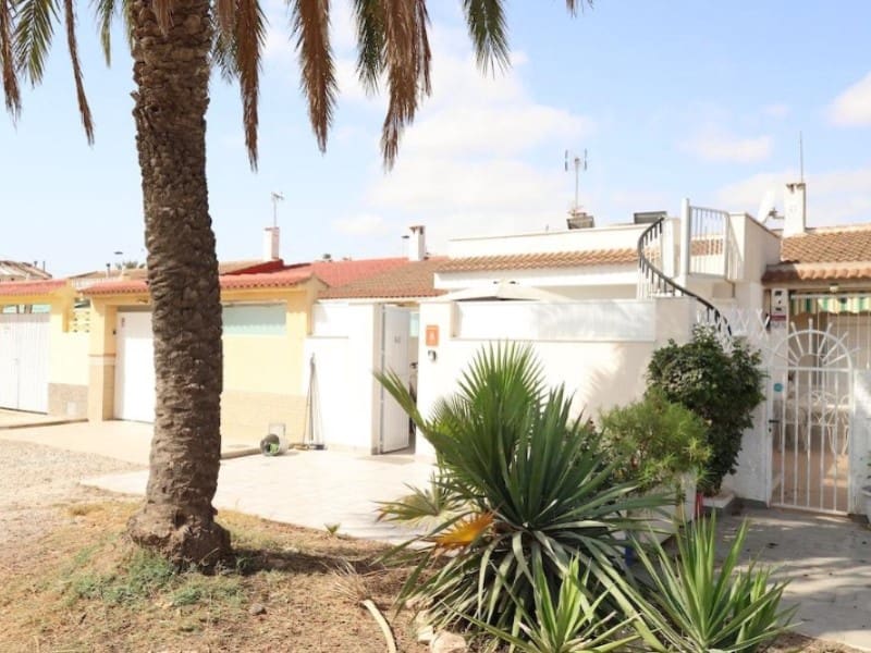 3 soverom Hus til salgs i Torrevieja med garasje - € 145 000 (Ref: 10182945)