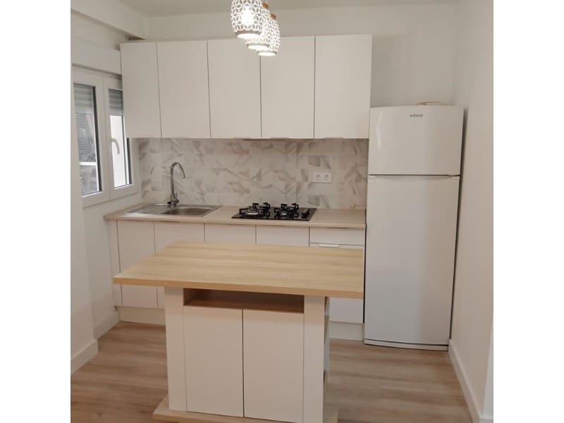 Apartamento de 3 habitaciones en Torrevieja en venta - 130.000 € (Ref: 10182946)
