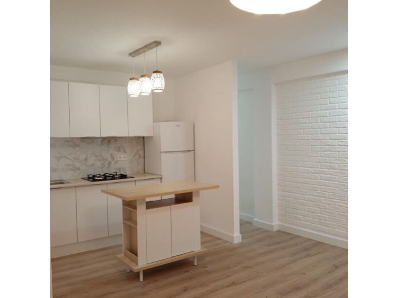 Apartamento de 3 habitaciones en Torrevieja en venta - 130.000 € (Ref: 10182946)