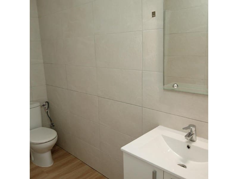 Apartamento de 3 habitaciones en Torrevieja en venta - 130.000 € (Ref: 10182946)